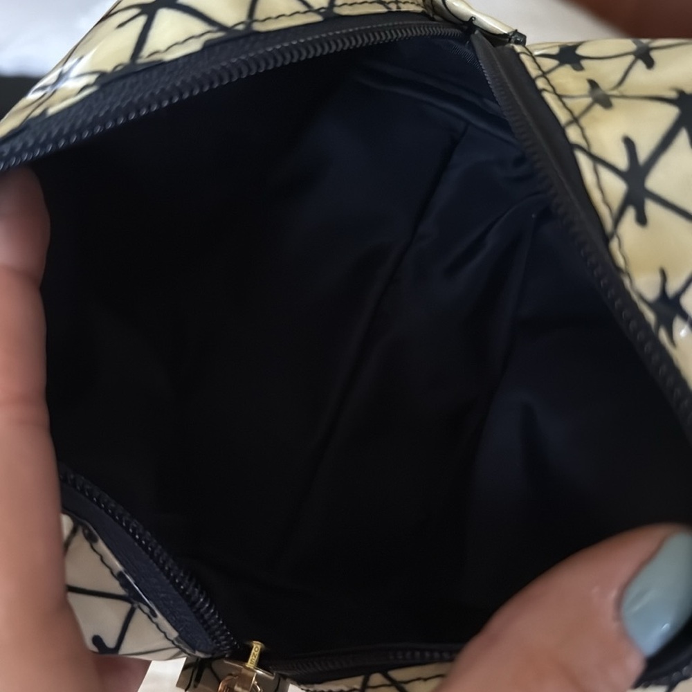 Tory Burch Makeup Bag - Picture 5 of 5